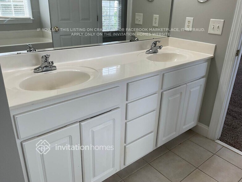 Building Photo - 5921 Johnson Pond Rd