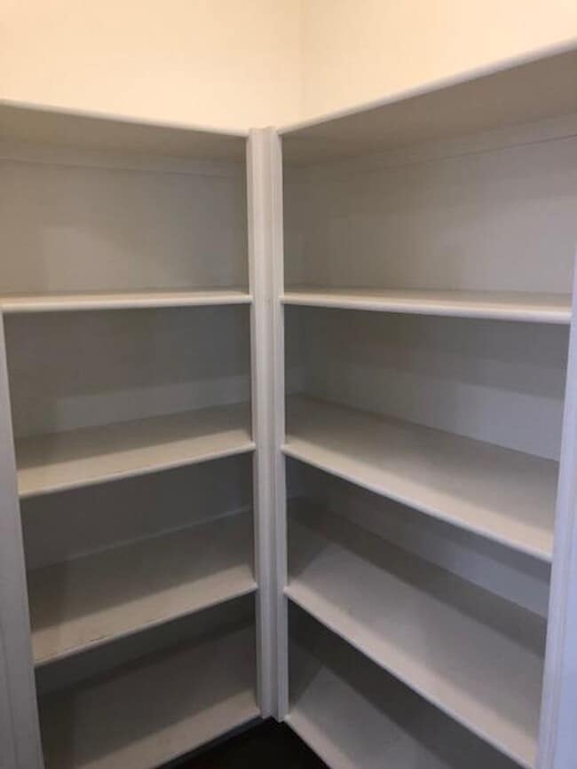 Building Photo - East Ventura - Available Soon: Spacious 4 bedroom Condo