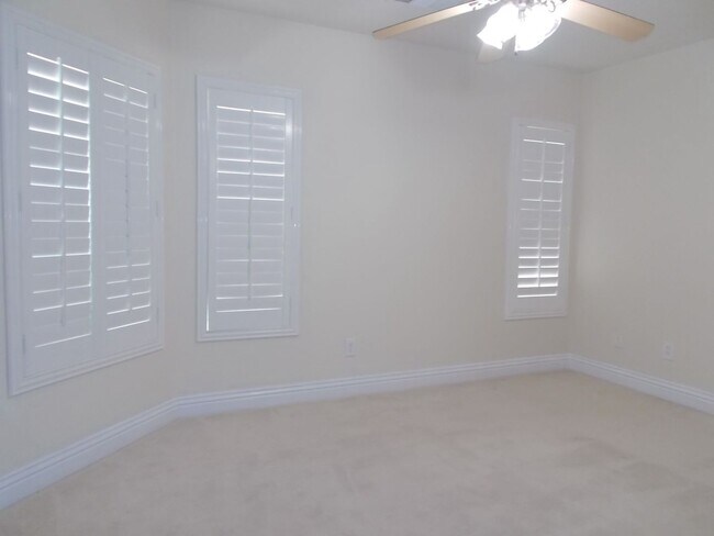 Building Photo - Stunning 4-Bedroom Ranch-Style Rental with Resort-Style Backyard!