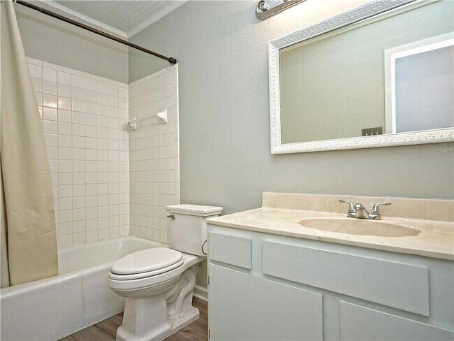 Building Photo - 1714 Rawhide Loop