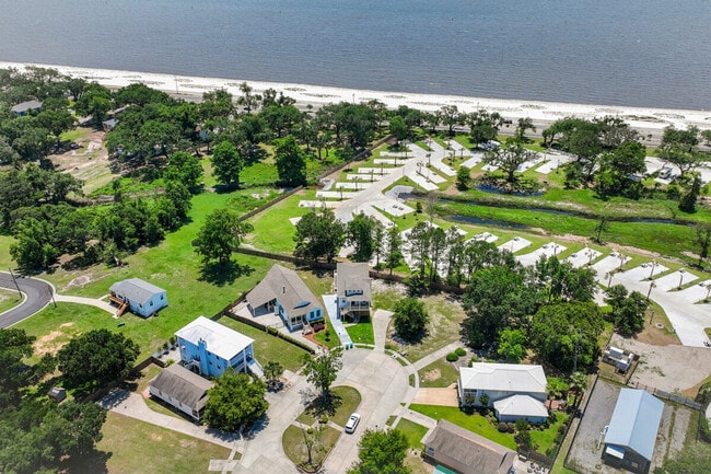 Building Photo - 1472 Georgia Pl