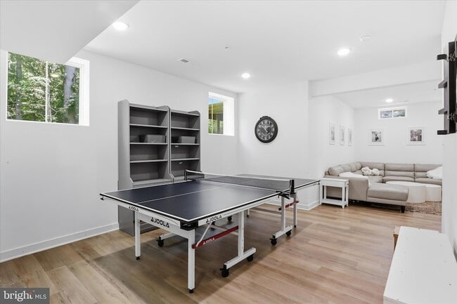 Building Photo - 15717 Tierra Dr