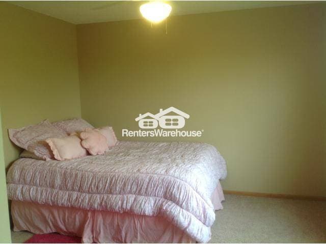 Building Photo - 623 Bunker Dr