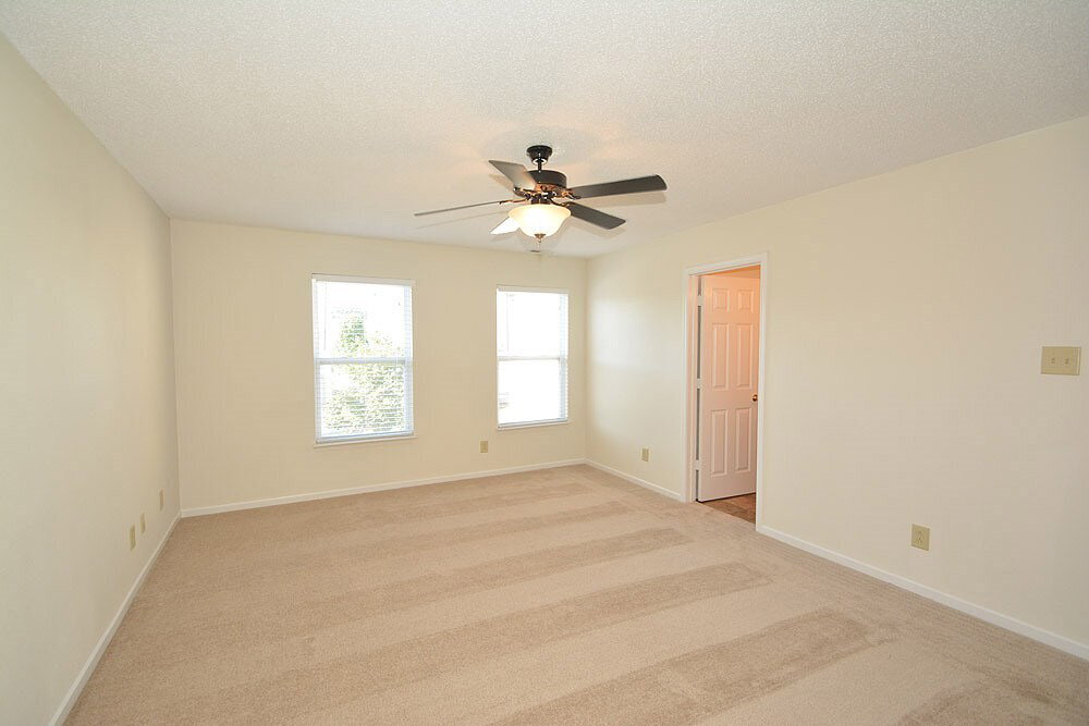 Building Photo - 6878 Merritt Ridge Way