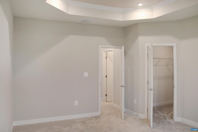Building Photo - 2061 Lockwood Dr