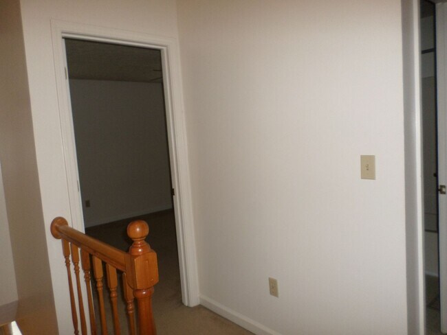 Building Photo - 1724 Emerald St