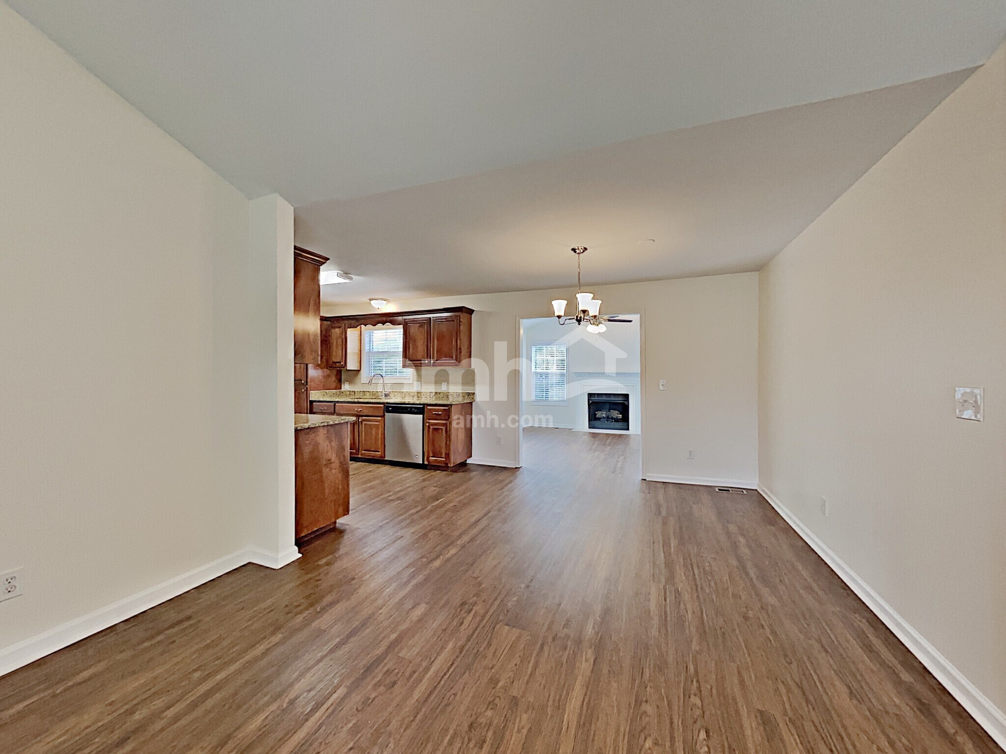 Building Photo - 2908 Checkers Ct
