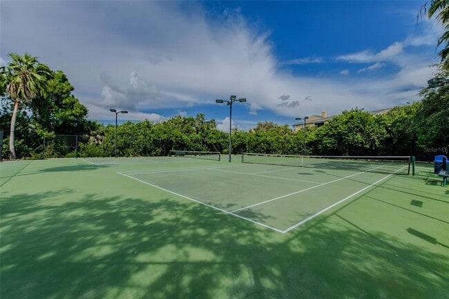 Building Photo - 571 Shoreham Ct NE