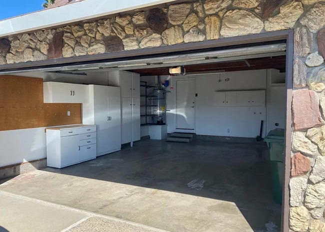 Building Photo - AMAZING 4/2 (Power Inn/Florin) Home!  Plea...