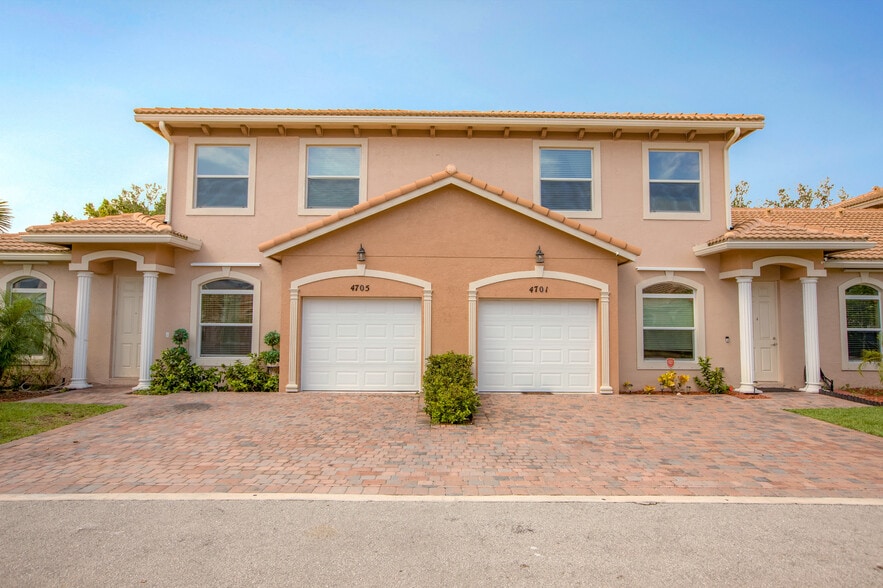 Argos Santorini LLC 4616 Villas Santorini Dr Lake Worth FL 33461