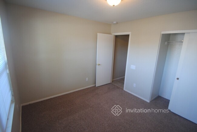 Building Photo - 13045 W Avalon Dr