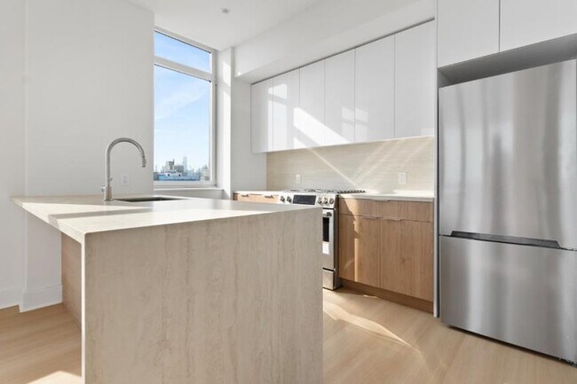 Primary Photo - 1 bedroom in Brooklyn NY 11217