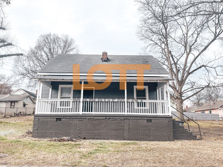 Building Photo - 12 N YMCA ST