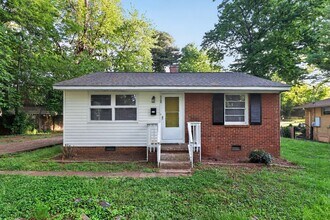Building Photo - Two Bedroom Home in Shannon Park