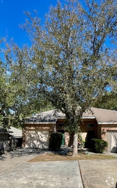 Building Photo - 7128 Tourant Rd