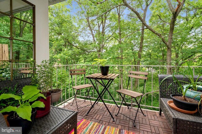 Building Photo - 5907 Kingsford Rd