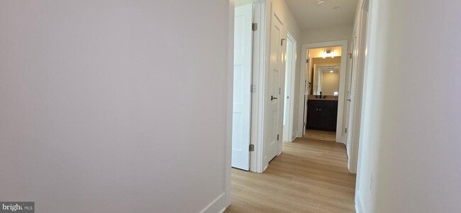 Building Photo - 416 Chapel Alley