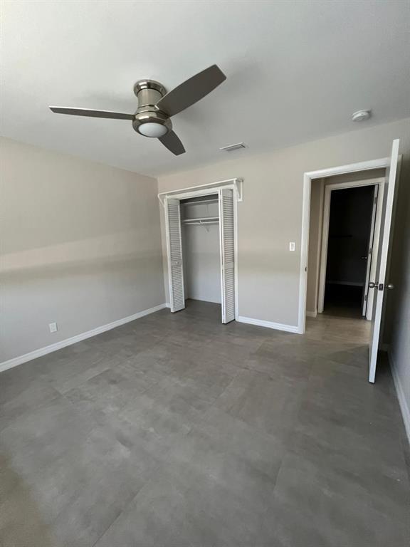 Building Photo - 2175 NE 56th St