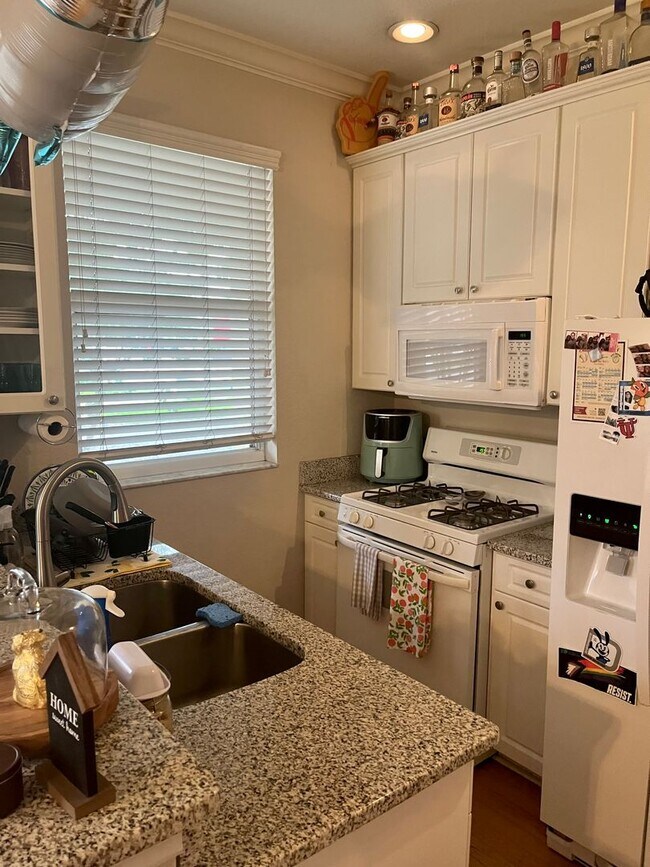 Building Photo - 109 Ky Hvn Ct