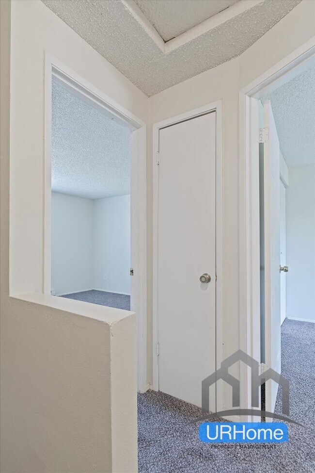 Building Photo - Nguyen Triplex