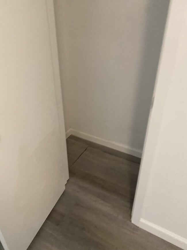 Building Photo - "Charming 3-Bed Oasis with 2 Full Baths in...