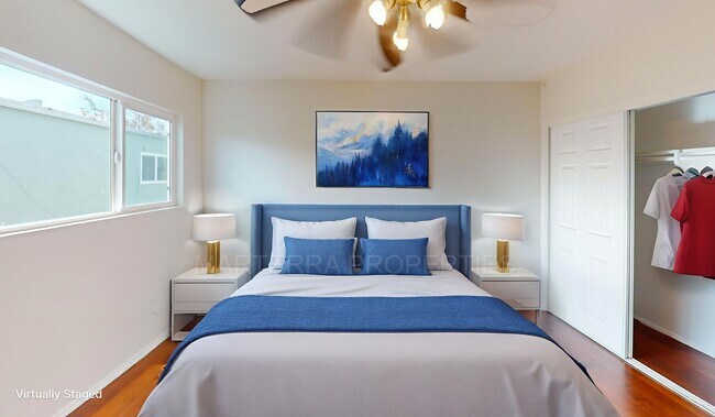 Building Photo - 2-Bed/1.5 Bath Condo with Detached Garage