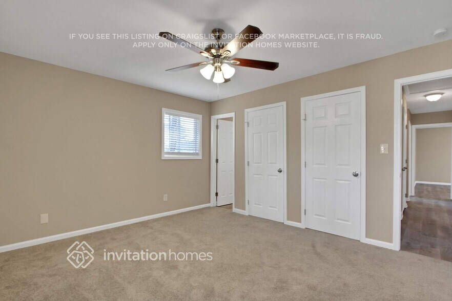 Building Photo - 5801 Oakleaf Dr
