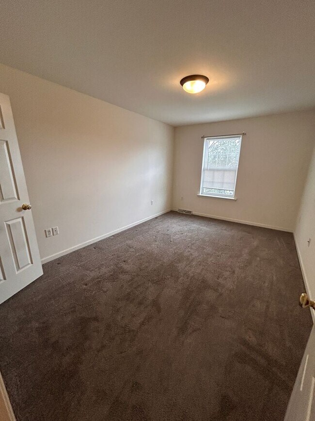Building Photo - 3 Bed 2 Bath Townhouse in Mountville!