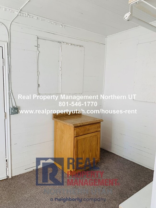 Building Photo - 3 Bedroom 1 Bath Ogden Home Coming Soon!