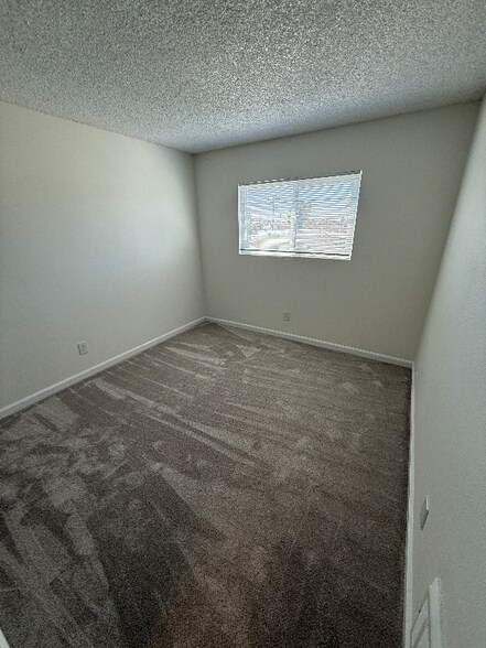 Building Photo - 4566 Onondaga Ave