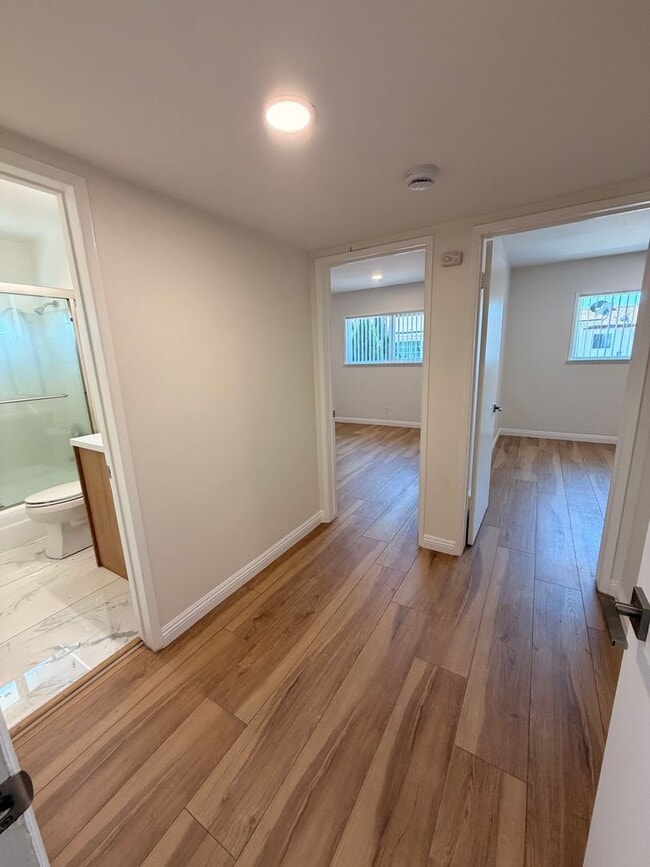 Building Photo - Completely Remodeled, Spacious 2 Bedroom Apartment For Rent w/ Parking!
