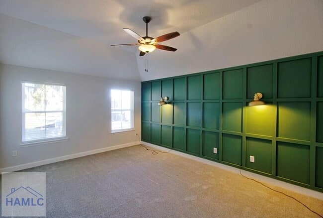 Building Photo - 326 Fairview Cir