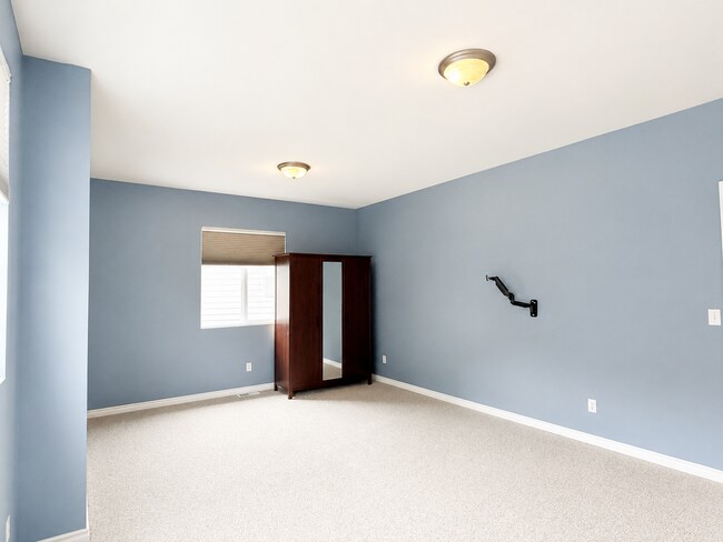 Building Photo - Spacious 4-Bedroom Home with Bonus Room, Trex Deck & Pergola in Prime Maple Valley