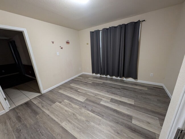 Building Photo - Spacious 4BR House in Wylie-10x10x10Storag...