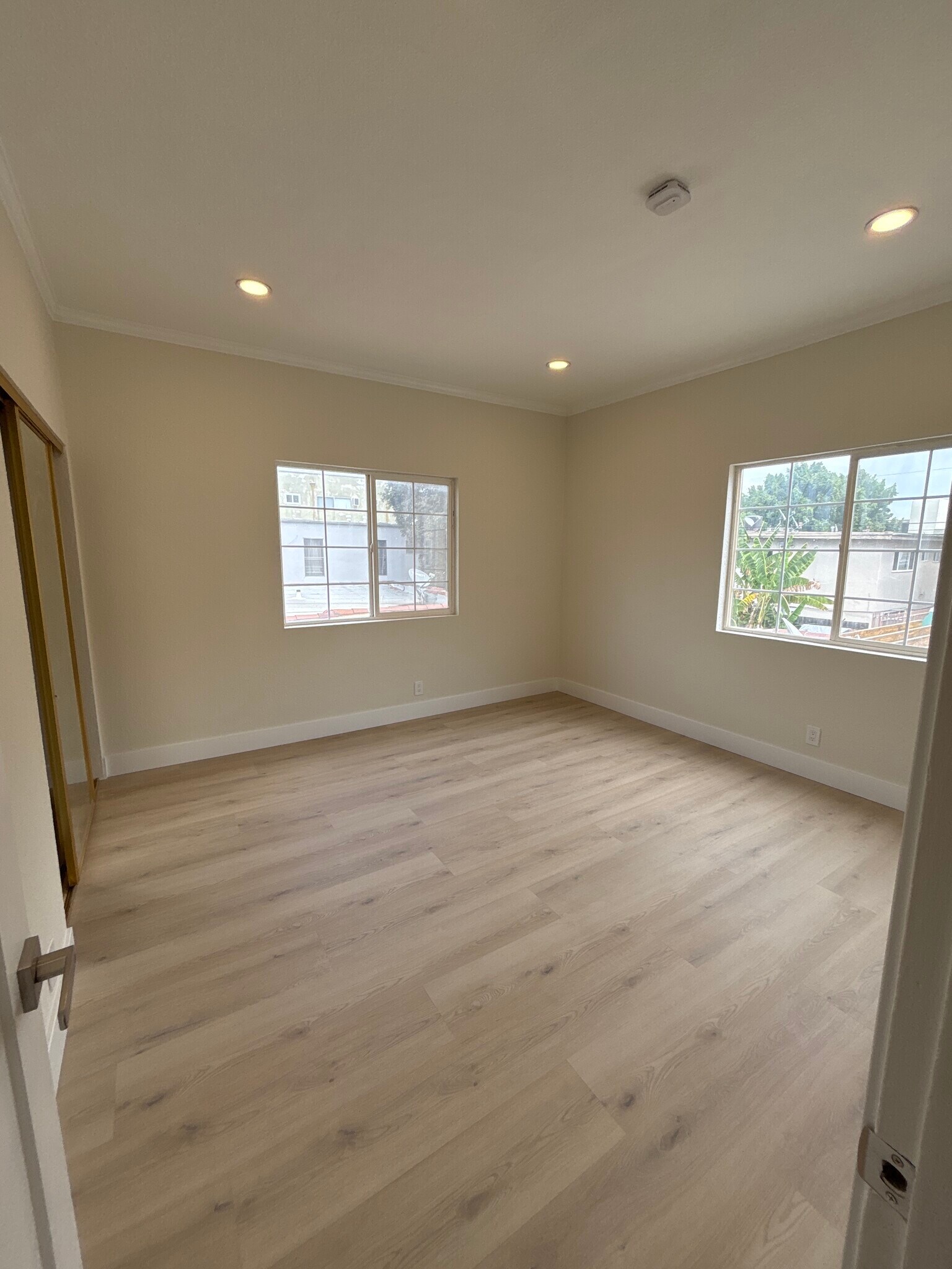 Bedroom 2 - 1062 S Shenandoah St