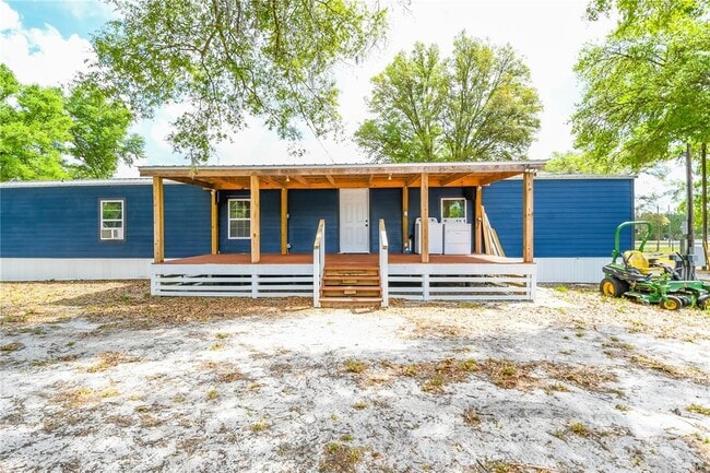 Building Photo - 7457 NE 349 Hwy