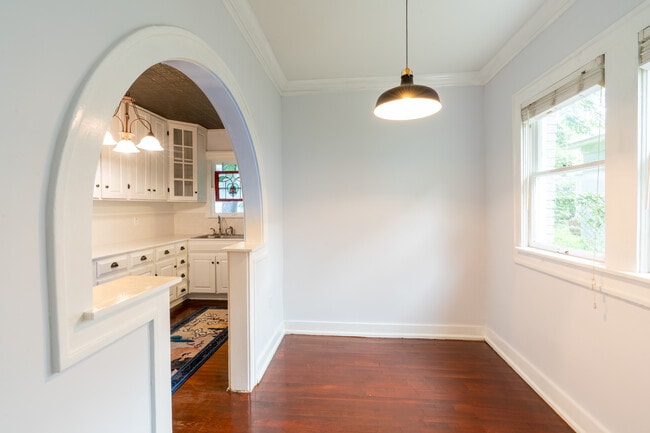 Building Photo - 4033 Bryce Ave