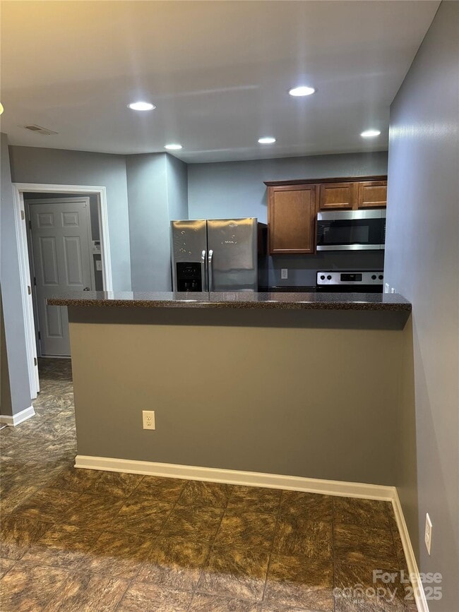 Building Photo - 5919 Fazenda Drive