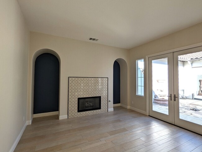 Building Photo - 6217 Alverton Dr