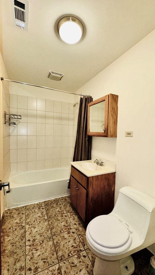 Building Photo - 6128 S Kenwood Ave