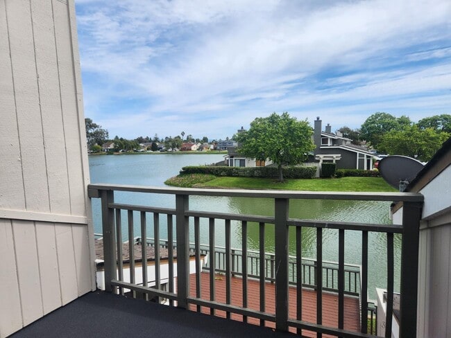 Building Photo - 626 Marlin Ct