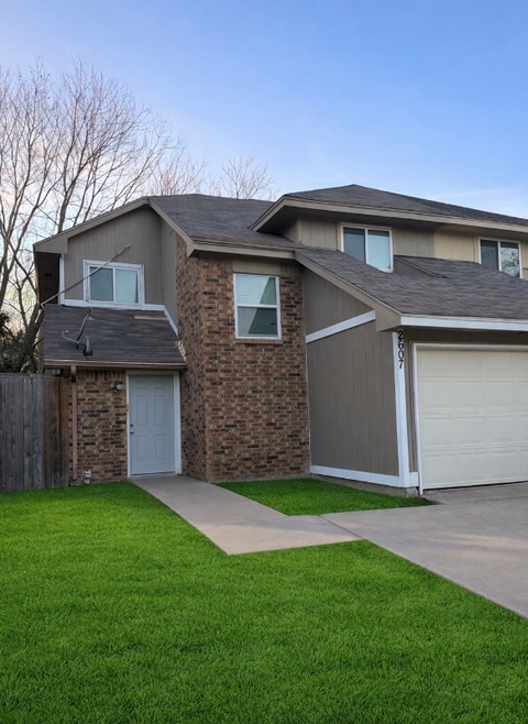 Building Photo - 2607 Isbella Dr