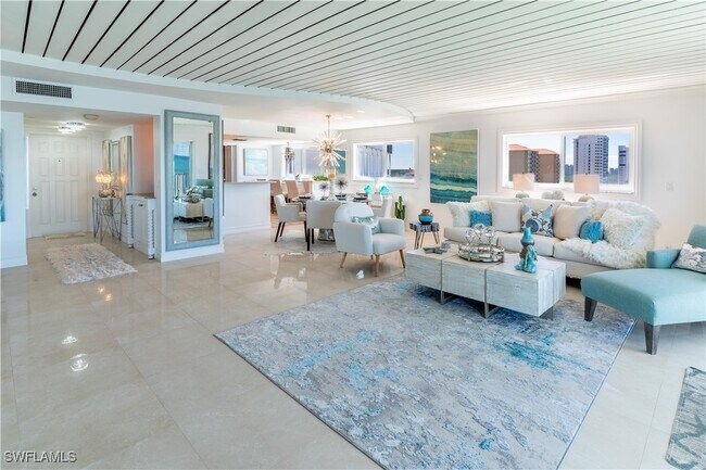 Building Photo - 9051 Gulf Shore Dr