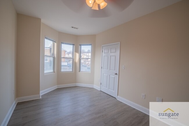 Building Photo - 4032 Falls Rd