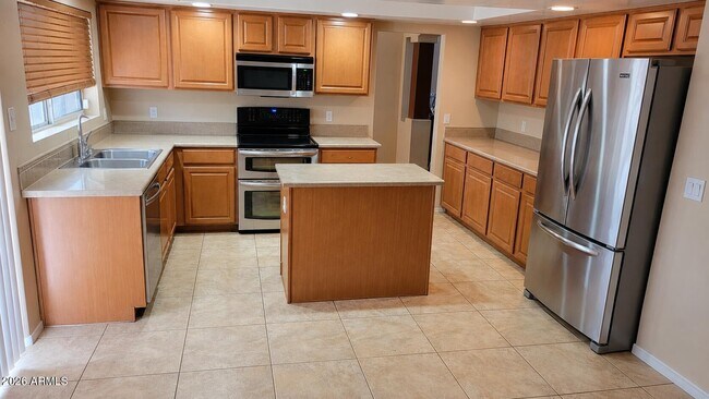 Building Photo - 14138 N 158th Ct