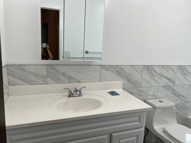Building Photo - 4 Albergo Ct
