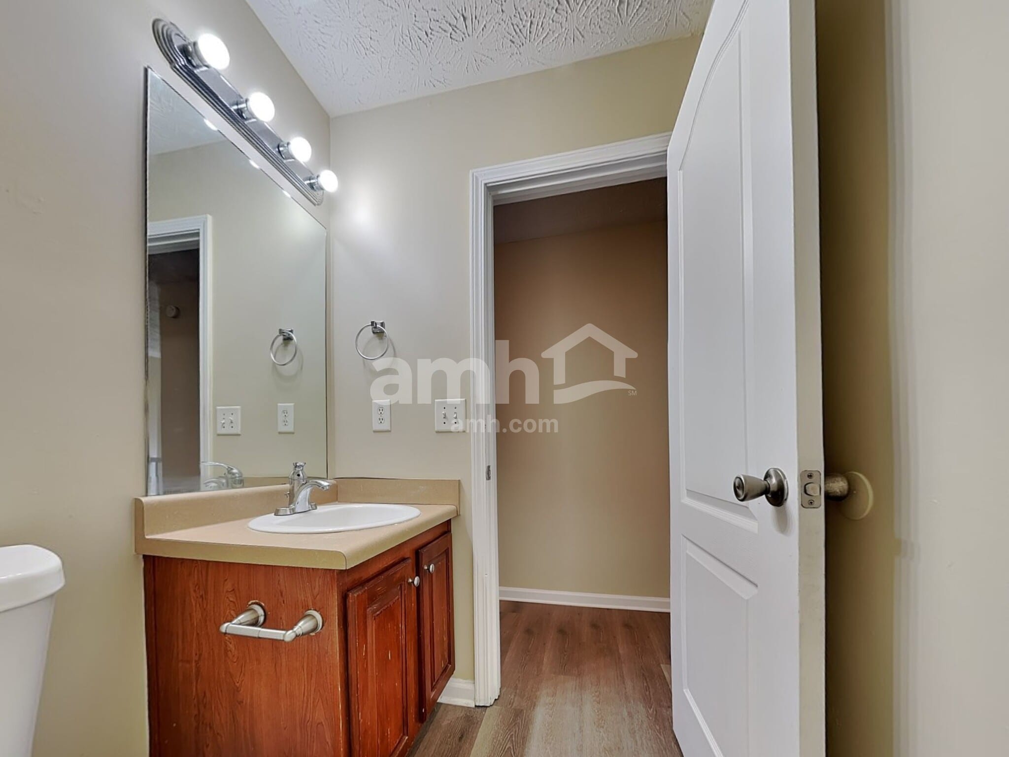 Building Photo - 131 Cottonbelle Dr