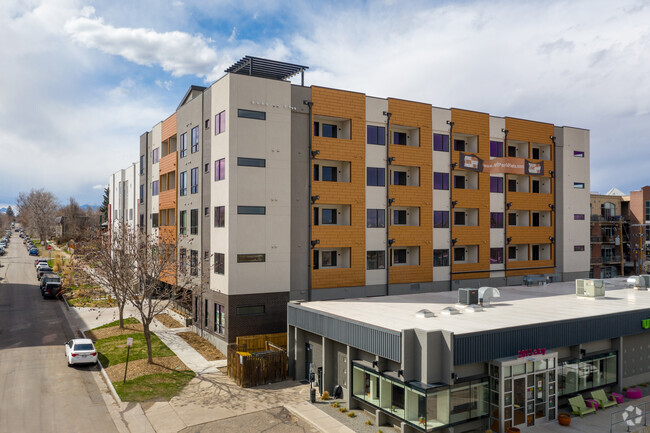 Primary Photo - Jeff Park Flats
