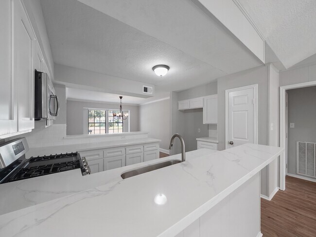 Building Photo - 327 Muirwood Ln