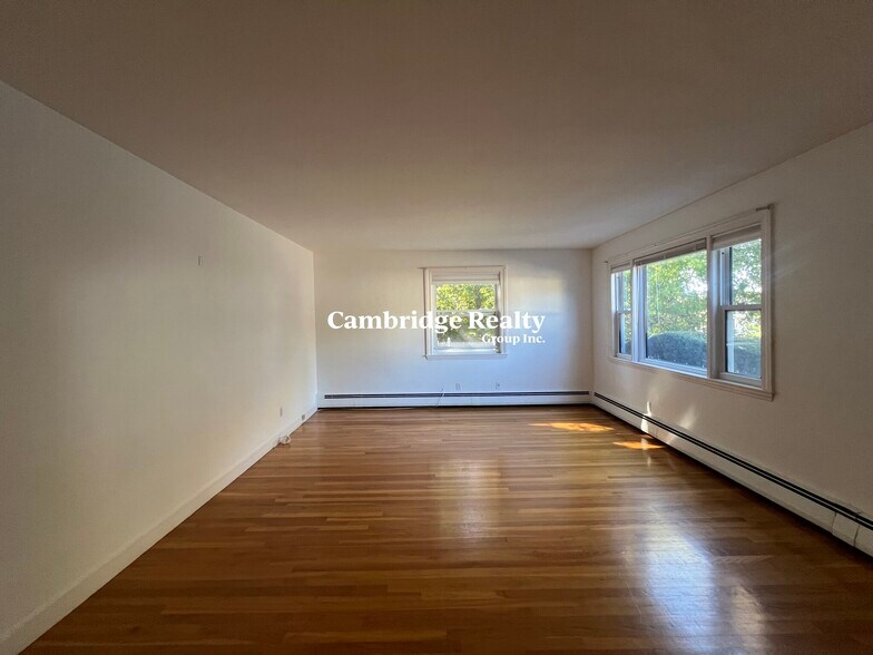 Building Photo - 50 Marion Rd